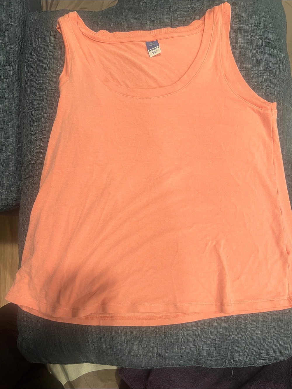 Basic Scoop Neck Tank Top - Coral Pink
